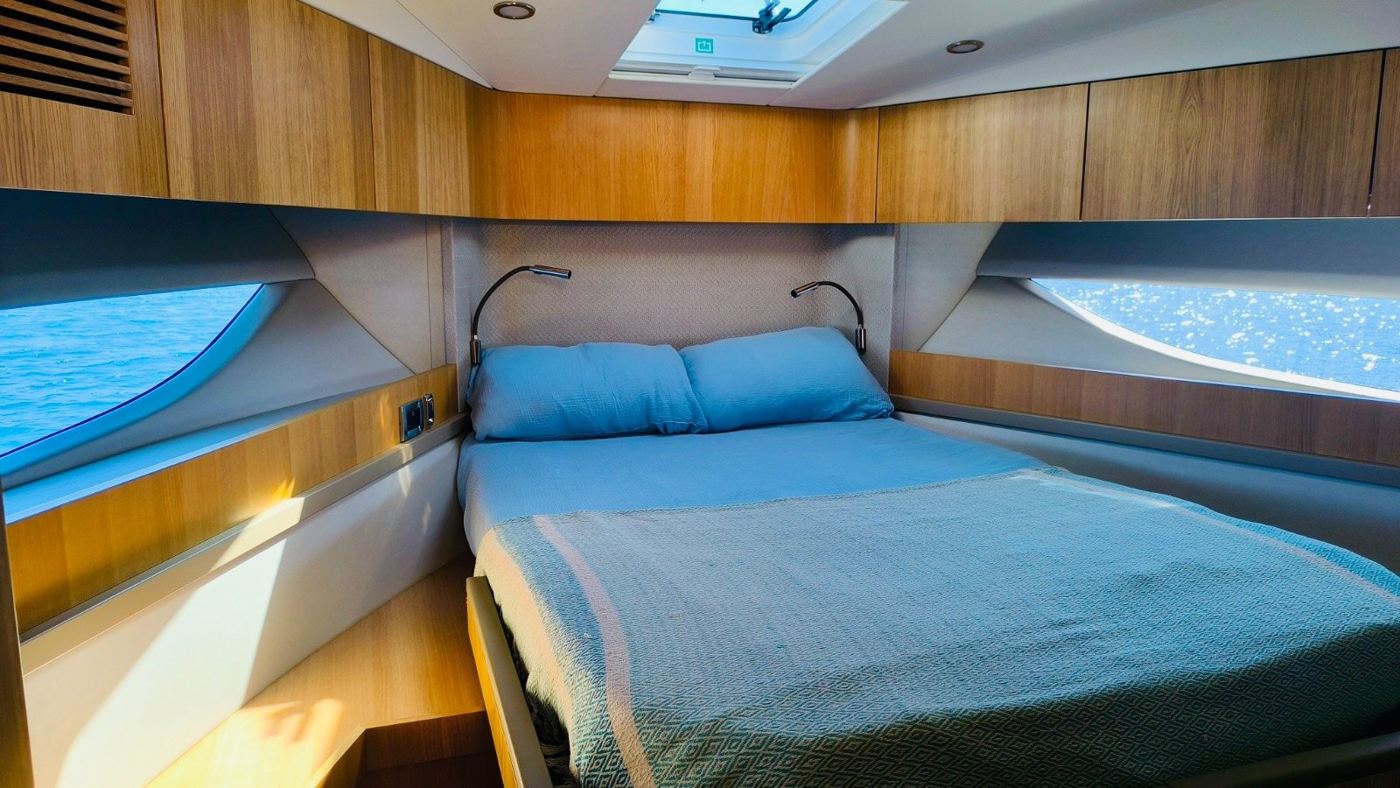 Cabine avant